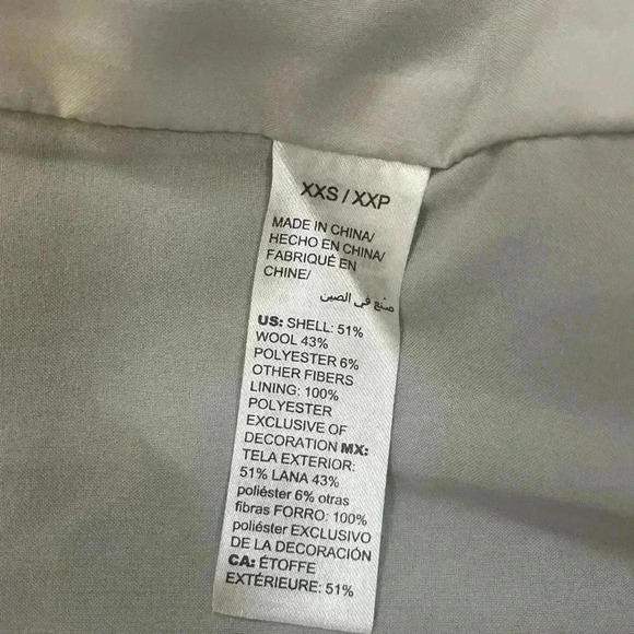 White House Black Market Wool Blend Gray Smoked Pearl Ball Chain Cape XXS $228 - Picture 7 of 9